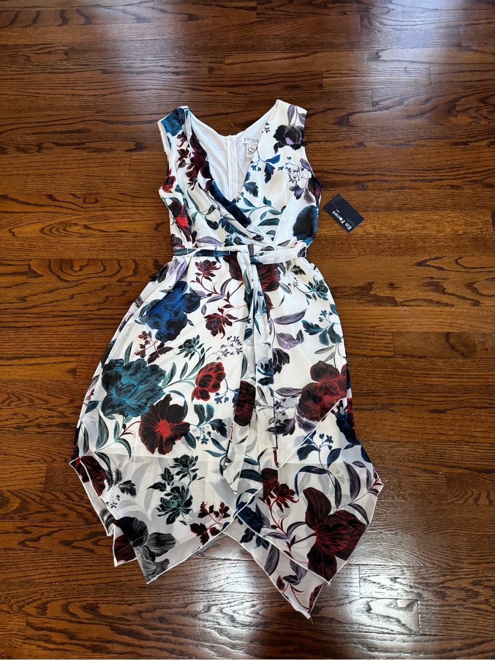 En Focus Studio White Multi Floral V-Neck Wrap Midi Dress Sleeveless Size 8